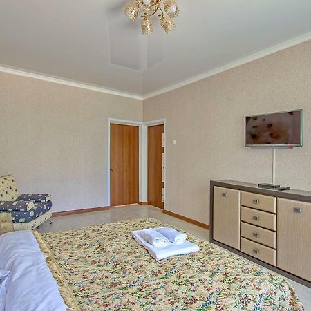 Cozy Apartment On Rozybakiev 145. Atakent 阿拉木图 外观 照片