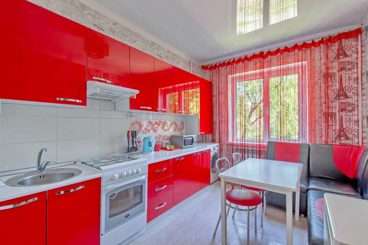Cozy Apartment On Rozybakiev 145. Atakent 阿拉木图 外观 照片