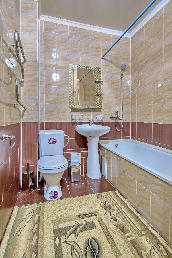 Cozy Apartment On Rozybakiev 145. Atakent 阿拉木图 外观 照片