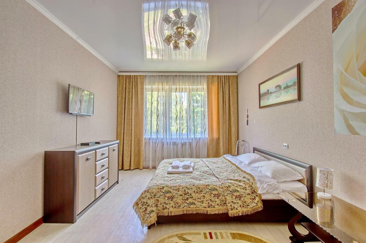 Cozy Apartment On Rozybakiev 145. Atakent 阿拉木图 外观 照片