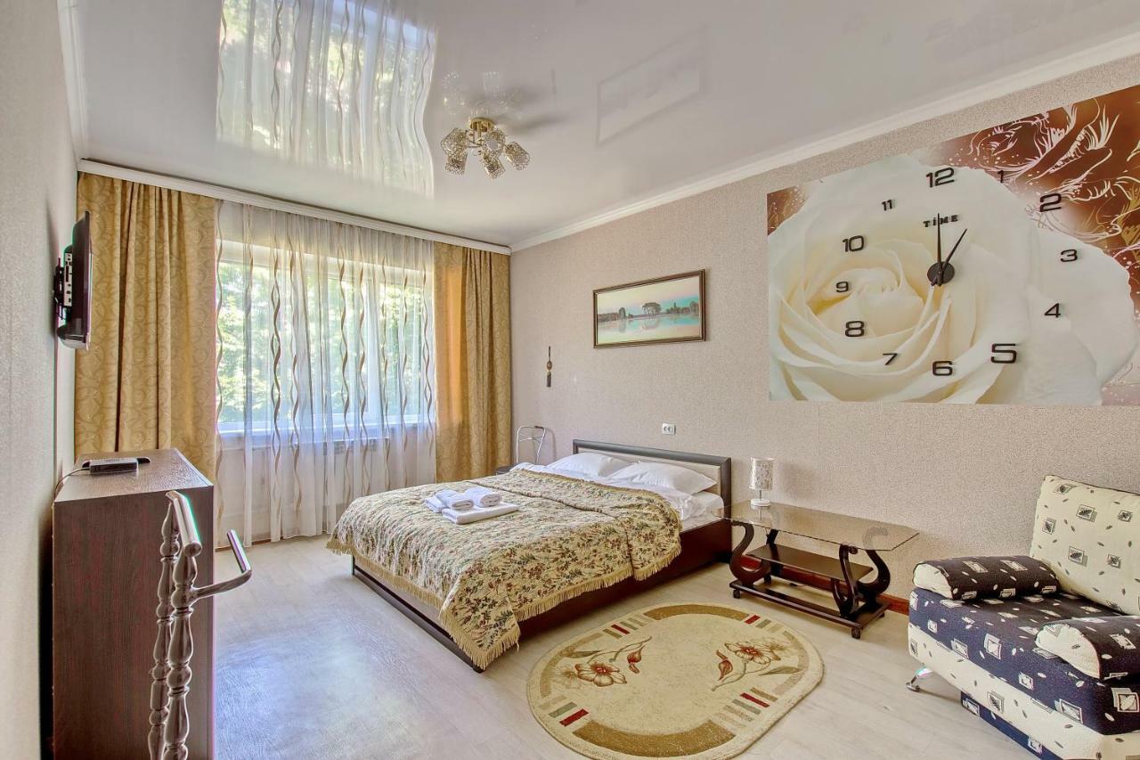 Cozy Apartment On Rozybakiev 145. Atakent 阿拉木图 外观 照片